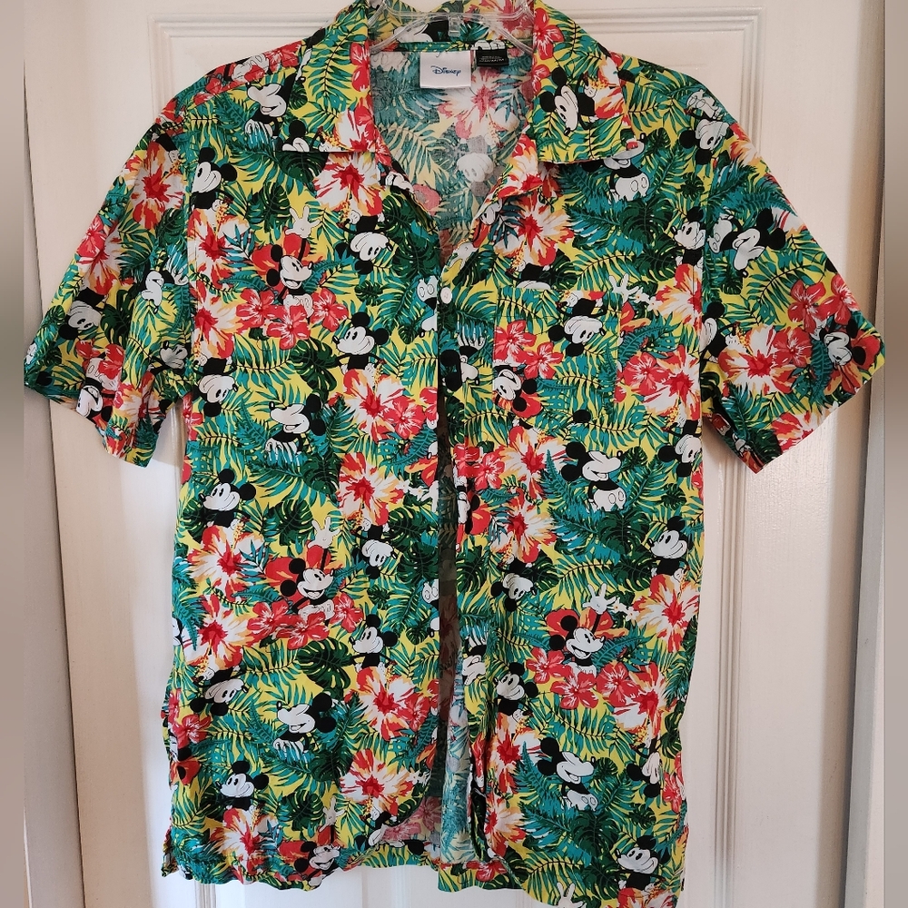 Disney Green and Red Casual Hawaiian Button Down Shirt with Tropical Print